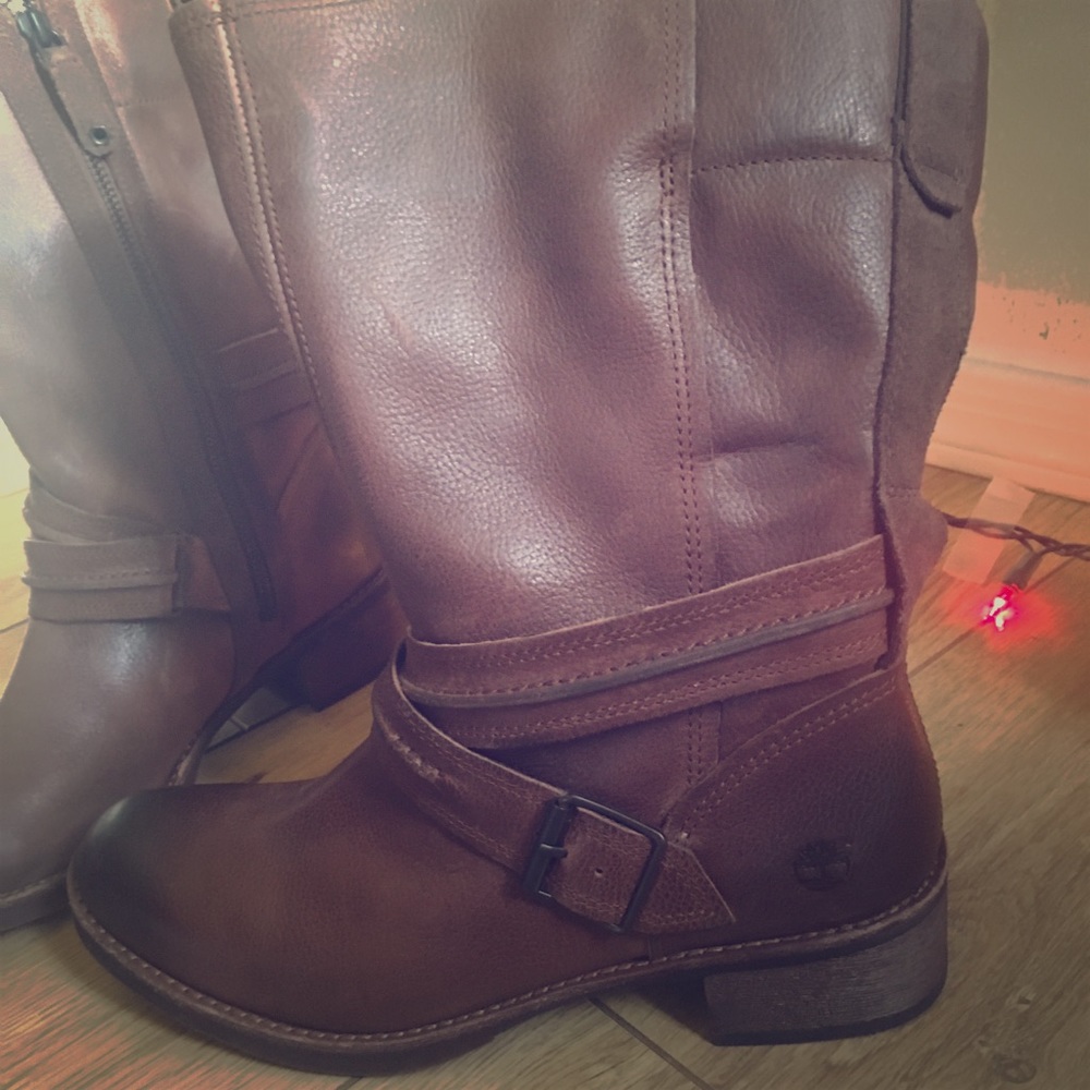 Barely worn, super cute Timberland boots